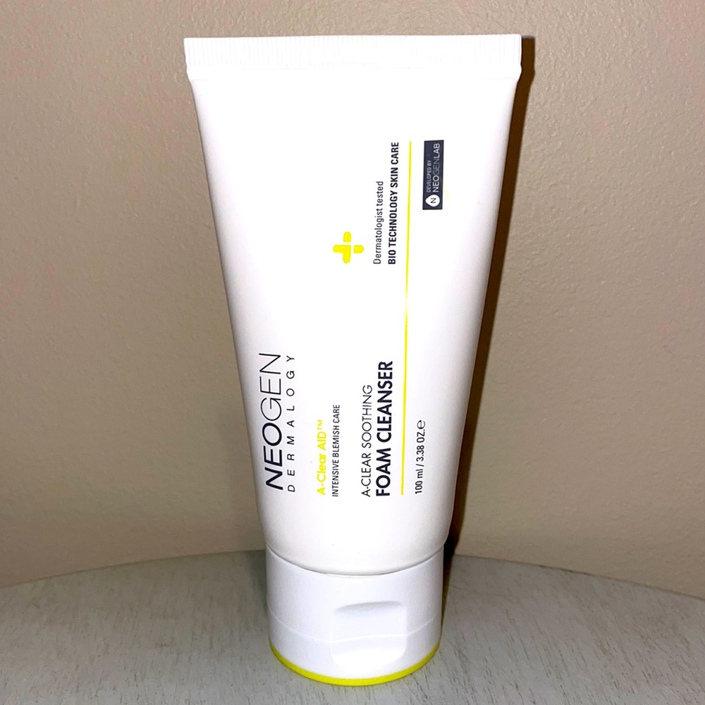 Neogen Dermatology A-Clear Soothing Foam Facial Cleanser